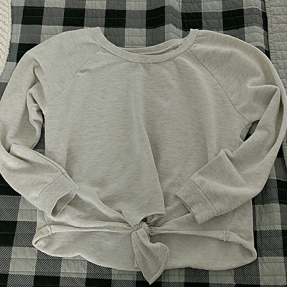 Knotted Top (Sweatshirt material)
